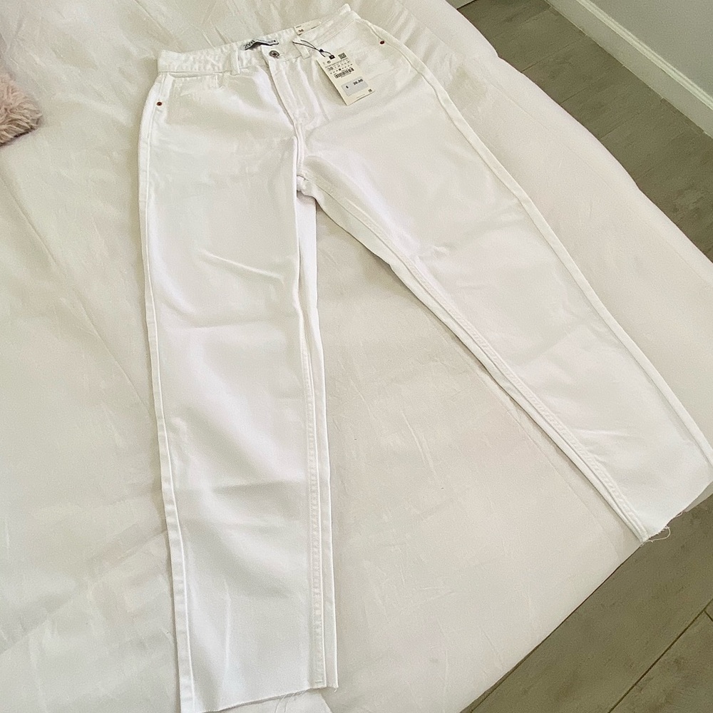 Zara MOM FIT Ankle Length Jeans